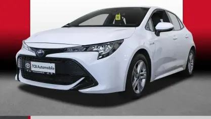 Gebraucht Toyota Corolla Comfort 122 PS (89 kW) 2021 Schneeweiß Limousine