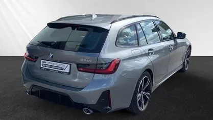 Gebraucht BMW 330 M Sport 245 PS (180 kW) 2025 Kombi