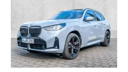 Gebraucht BMW X3 M Sport 197 PS (144 kW) 2025 Grau SUV