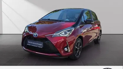 Usata Toyota Yaris Hybrid Style 101 CV (74 kW) 2017 Utilitaria