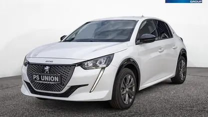 Gebraucht Peugeot 208 Allure 100 kW (136 PS) 2023 Weiss Kleinwagen