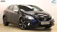 Schwarz Gebraucht 2014 Volvo V40 R-Design Kombi | 12.749 € (Fairer Preis)