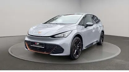 Grau Gebraucht 2025 Cupra Born Kleinwagen | 33.990 €