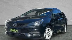 Onyx schwarz (metall Gebraucht 2022 Opel Astra Ultimate Kombi | 20.870 € (Fairer Preis)