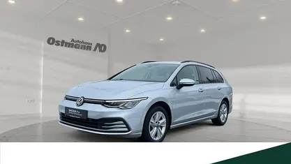 Gebraucht VW Golf VIII Life 150 PS (110 kW) 2022 Silber Kombi