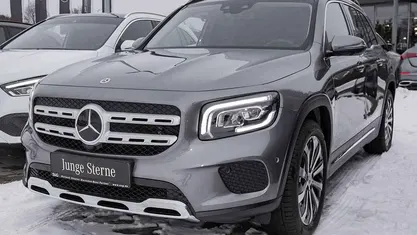 Metalliclack mountaingrau Gebraucht 2023 Mercedes GLB200 Progressive SUV | 39.977 € (Fairer Preis)