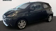 Gebraucht 2015 Toyota Aygo X-play Kleinwagen | 7.990 € (Fairer Preis)
