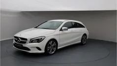Weiß Gebraucht 2018 Mercedes CLA180 Shooting Brake Urban Kombi | 22.690 € (Fairer Preis)