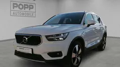 Ice white, solid / solid Gebraucht 2019 Volvo XC40 Momentum SUV | 24.450 € (Superpreis)