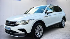 Pure white Gebraucht 2023 VW Tiguan Elegance SUV | 28.470 € (Guter Preis)
