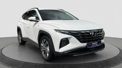 Weiss Gebraucht 2021 Hyundai Tucson Trend SUV | 24.900 € (Etwas zu teuer)