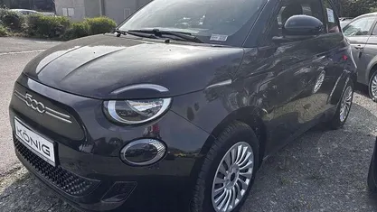 Gebraucht 2023 Fiat 500e Kleinwagen | 21.189 € (Superpreis)