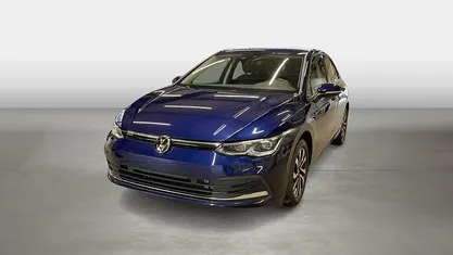 Gebraucht VW Golf VIII Active 150 PS (110 kW) 2023 Atlantic blue Limousine