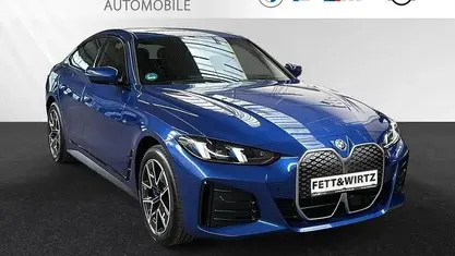 Second-hand BMW i4 M Sport 250 kW (340 CP) 2025 Albastru Berlinǎ