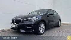Saphirschwarz metallic Gebraucht 2023 BMW 118 Sport Line Kleinwagen | 24.499 € (Guter Preis)