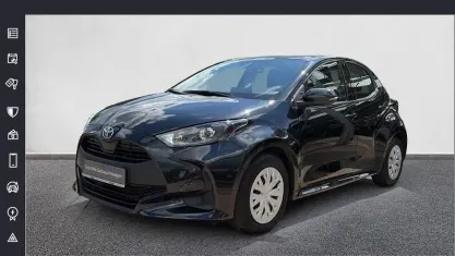 Gebraucht Toyota Yaris Comfort 72 PS (52 kW) 2022 Mysticschwarz mica Kleinwagen