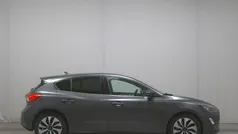 Grau Gebraucht 2020 Ford Focus Cool & Connect Limousine | 14.480 € (Guter Preis)