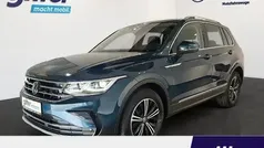 Blau (nightshade blue metallic) Gebraucht 2023 VW Tiguan Elegance SUV | 38.869 € (Fairer Preis)