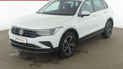 Gebraucht VW Tiguan Active 150 PS (110 kW) 2022 Weiß SUV
