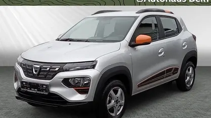 Diamantsilbergrau Gebraucht 2022 Dacia Spring Comfort Plus Kleinwagen | 10.990 € (Etwas zu teuer)