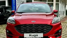 Lucidrot metallic Gebraucht 2024 Ford Kuga SUV | 47.450 €
