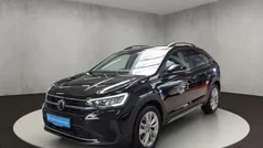 Deep black perleffekt Gebraucht 2024 VW Taigo Life SUV | 24.900 € (Fairer Preis)
