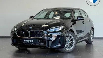 Schwarz Gebraucht 2025 BMW 120 Sport Line Kleinwagen | 32.990 € (Fairer Preis)