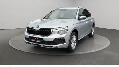 Neu Skoda Kamiq Selection 116 PS (85 kW) 2026 Brilliant silber metallic SUV