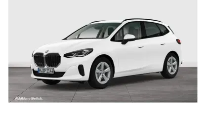 Gebraucht BMW 220 Active Tourer Luxury Line 170 PS (125 kW) 2025 Weiß Van / Kleinbus