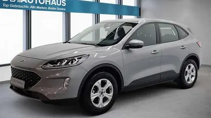Silber Gebraucht 2022 Ford Kuga Cool & Connect SUV | 23.890 € (Guter Preis)