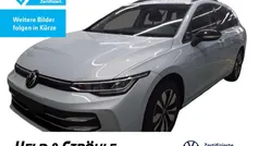 Crystal ice blue metallic Gebraucht 2025 VW Golf VIII Goal Kombi | 31.470 € (Fairer Preis)
