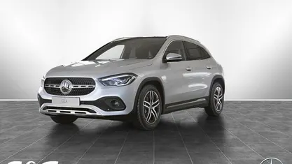 Digitalweiß Gebraucht 2021 Mercedes GLA220 Progressive SUV | 35.890 € (Fairer Preis)