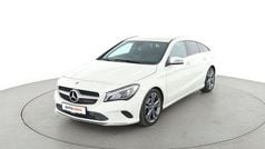 Weiß Gebraucht 2017 Mercedes CLA200 Shooting Brake Urban Kombi | 20.310 € (Fairer Preis)