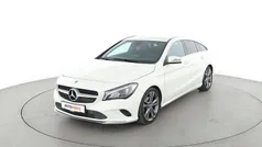 Weiß Gebraucht 2017 Mercedes CLA200 Shooting Brake Urban Kombi | 21.230 € (Fairer Preis)