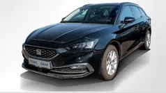 Mitternachtsschwarz Gebraucht 2021 Seat Leon Style Kombi | 20.590 € (Fairer Preis)