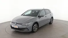 Grau Gebraucht 2022 VW Golf VIII Active Limousine | 24.090 € (Fairer Preis)