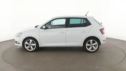 Weiß Gebraucht 2018 Skoda Fabia Style Limousine | 13.300 € (Fairer Preis)