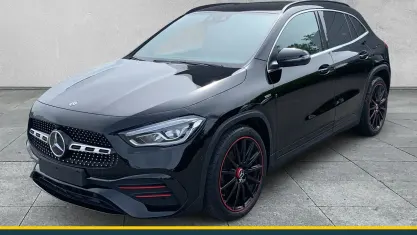 Gebraucht Mercedes GLA200 AMG line 163 PS (119 kW) 2021 Schwarz SUV