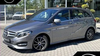 Usata Mercedes B180 Edition 122 CV (89 kW) 2017 Grigio Monovolume