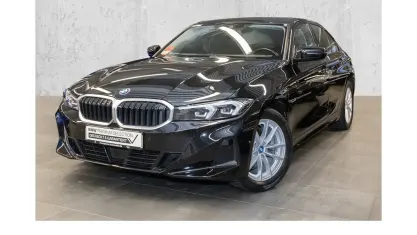 Usata BMW 320e Sport Line 163 CV (119 kW) 2022 Nero Berlina