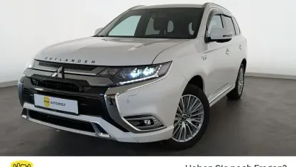 Gebraucht Mitsubishi Outlander P-HEV Top 224 PS (164 kW) 2019 Diamond/silky white SUV