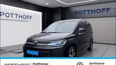 Schwarz Gebraucht 2024 VW Caddy Maxi Life Van / Kleinbus | 34.577 € (Fairer Preis)