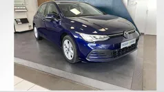Gebraucht 2020 VW Golf VIII Life Limousine | 16.990 € (Fairer Preis)