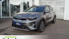 Grau Gebraucht 2023 Kia Stonic Platinum Edition SUV | 24.490 € (Fairer Preis)