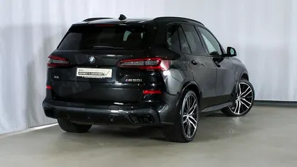 Gebraucht BMW X5 M Sport 530 PS (389 kW) 2022 Schwarz SUV