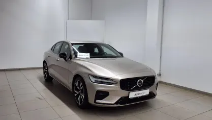 Second-hand Volvo S60 Plus 250 CP (183 kW) 2023 Bej Berlinǎ