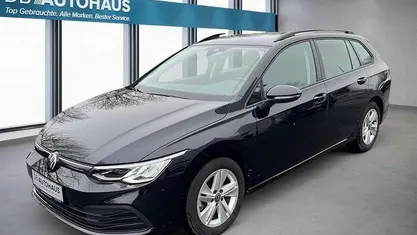 Gebraucht VW Golf VIII Life 110 PS (80 kW) 2023 Schwarz Kombi