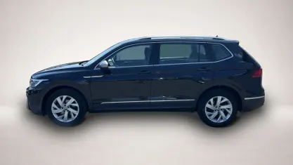 Gebraucht VW Tiguan Allspace Life 150 PS (110 kW) 2025 Schwarz SUV