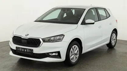 Moon weiß metallic Neu 2026 Skoda Fabia Selection Limousine | 20.875 € (Fairer Preis)