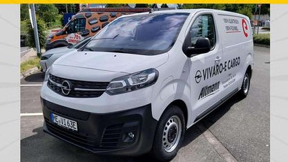 Käytetty Opel Vivaro-e Combi 100 kW (136 HP) 2024 Valkoinen Van